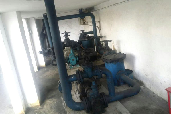 灌裝泵.jpg 灌裝泵.jpg